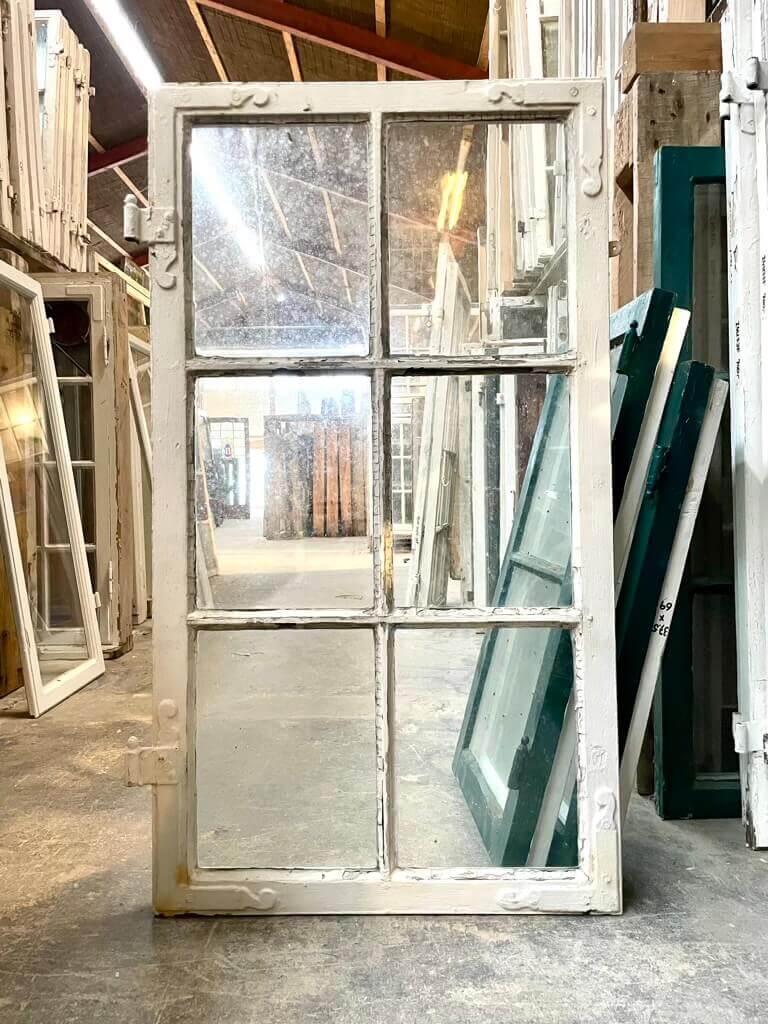 Klassisk 6-ruders vinduesramme i kernetræ