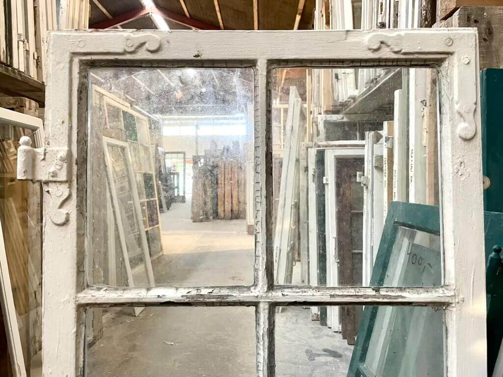 Klassisk 6-ruders vinduesramme i kernetræ