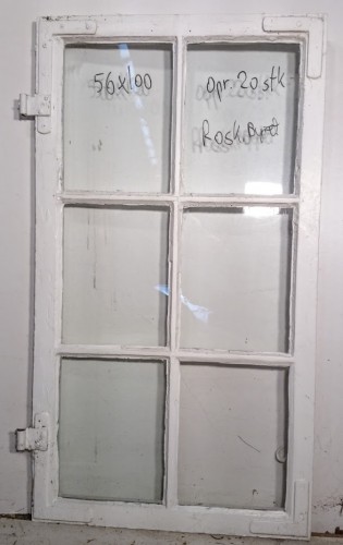 Klassisk 6-ruders vindue fra Roskilde Byret