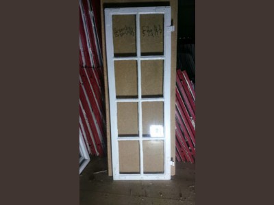 Høj 8-ruders vinduesramme