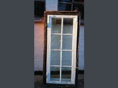 8-ruders bondehusvindue m. karm