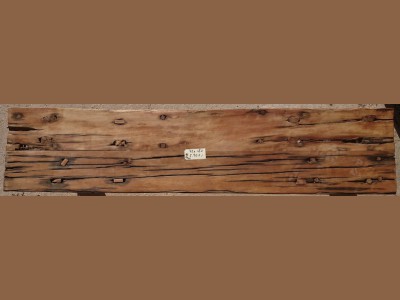 Bænk af genbrugstræ