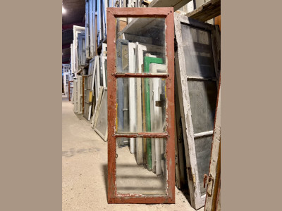 Fin, smal vinduesramme m. 3 ruder (blæst glas)