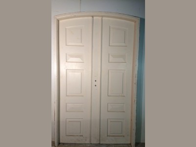 Klassisk fløjdør m. karm