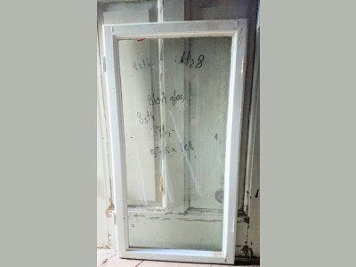 Smuk forsatsvindue med blæst glas