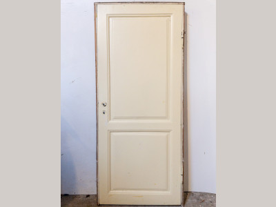 Fyldningsdør (to fyldninger) med karm