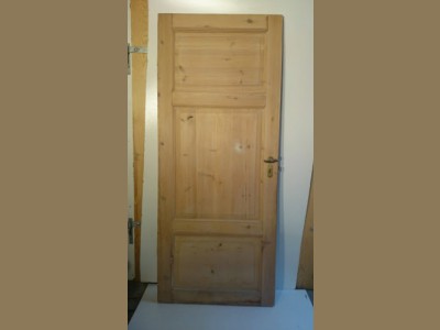 Fyldningsdør med karm