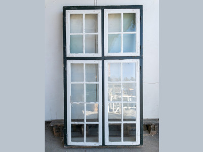 Højt palævindue m. meget smukke glas