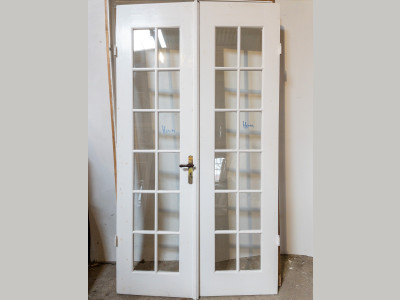 Klassisk, fransk dobbeltdør m. karm