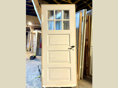 Klassisk fyldningsdør m. glasparti