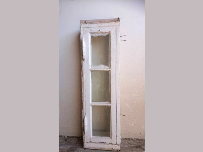 Fint lille sprosser 3-ruders vindue