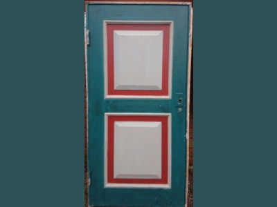 Fin, lille fyldningsdør m. karm