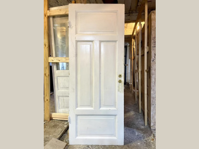 Original fyldningsdør m. fire felter, u. karm