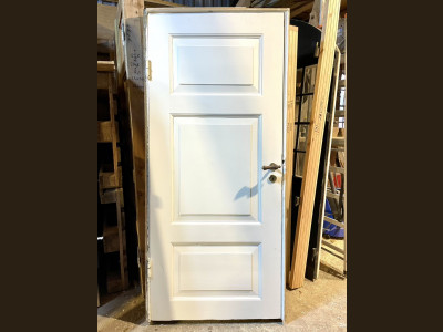 Original, lav bondehusdør m. karm