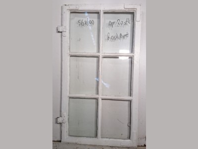 Klassisk 6-ruders vindue fra Roskilde Byret