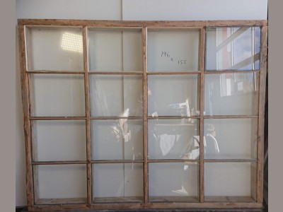 Stort 16-ruders vindueparti m. karm