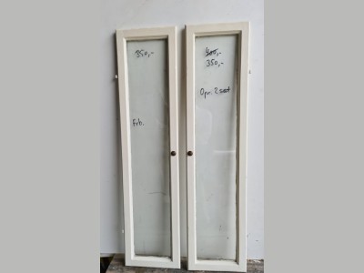 Skabs / forsats vindue