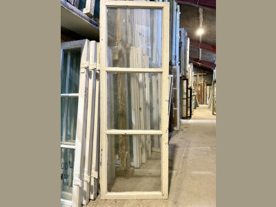 Smal og høj 3-ruders vinduesramme