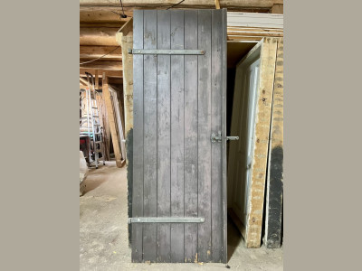 Smal og høj revledør u. karm