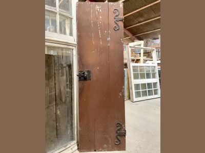 Smal stalddør m. bukkehorns-hængsler