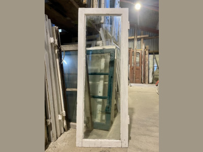 Smal vinduesramme m. blæst glas