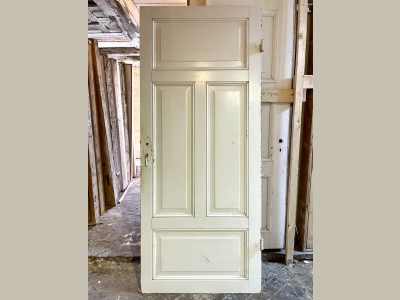 Smuk fyldningsdør m. fine profiler (u. karm)