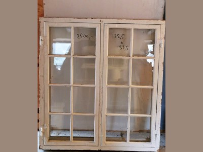 Smukt 2-fags parti m. blæst glas