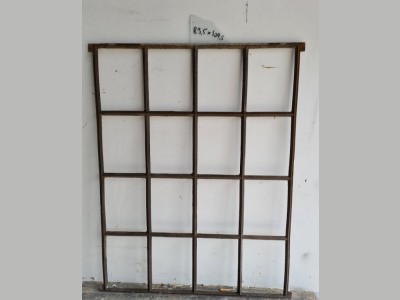 Støbejernsvindue m. helt nye glas