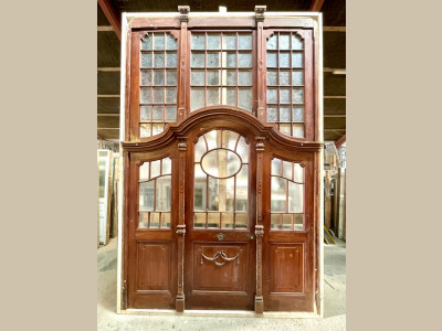 Unik, rigt udsmykket og enorm dør fra Paris