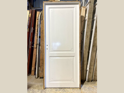 Venstrehængt fyldningsdør m. fine fyldninger